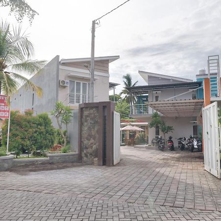 Super Oyo 1579 Kate'El Inn Banyuwangi  Exterior foto