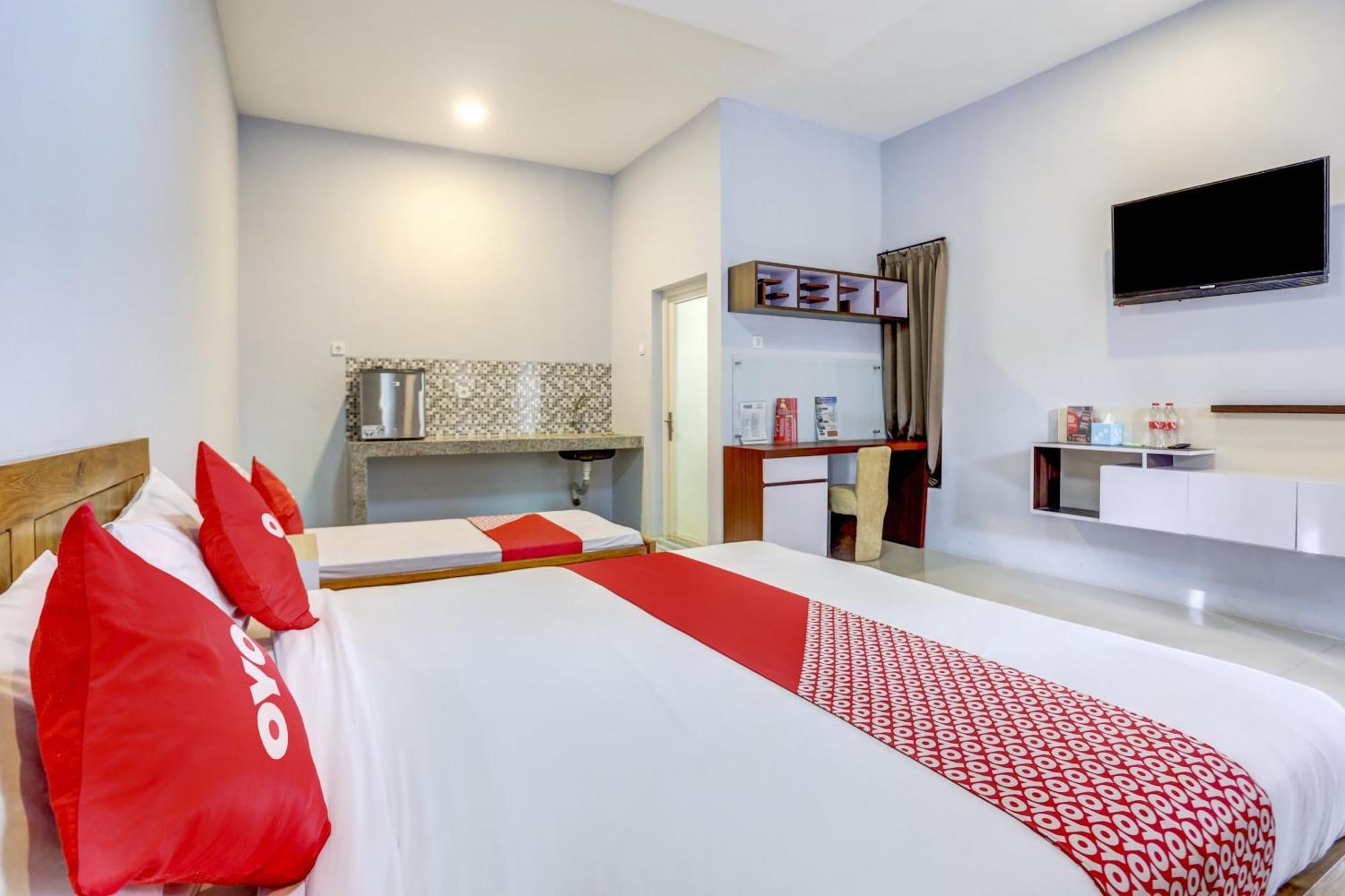 Super Oyo 1579 Kate'El Inn Banyuwangi  Exterior foto